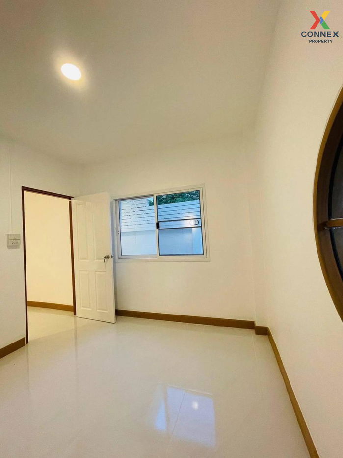 picture For Sale Townhouse/Townhome  , Sriprajak 5 , newly renovated , Bang Bua Thong , Bang Bua Thong , Nonthaburi , CX-130353 ✅ Live chat with us ADD LINE @connexproperty ✅  - 8/12