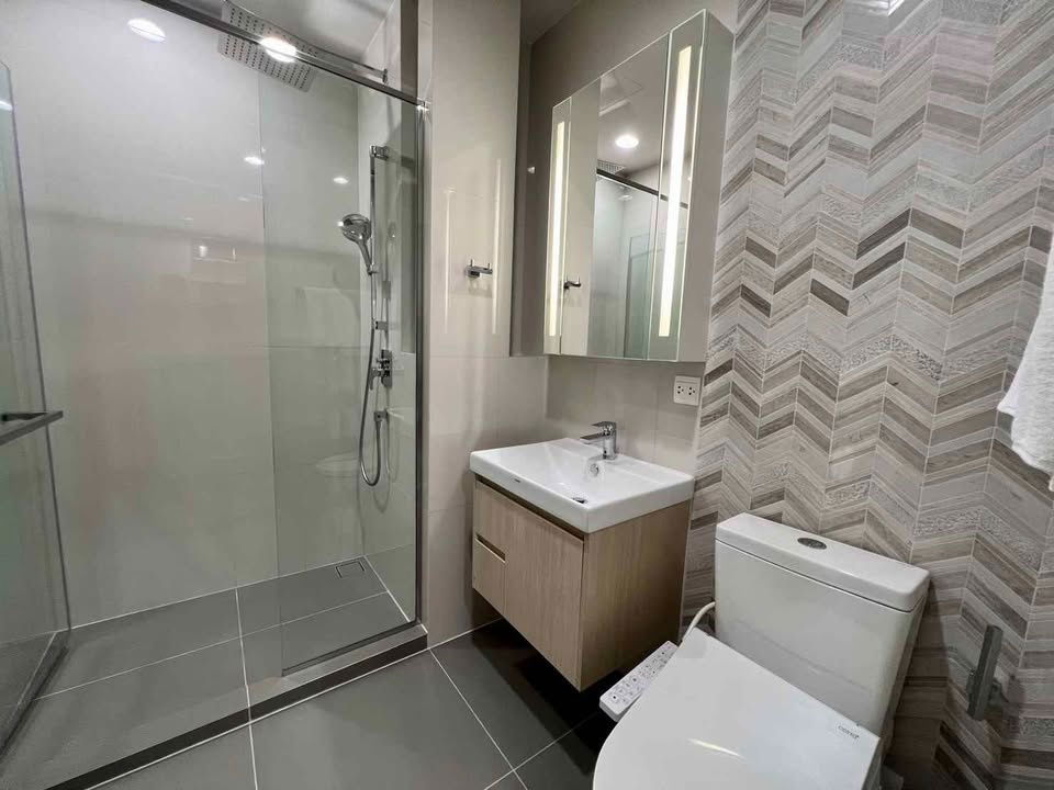 picture For   rent   OKA HAUS Sukhumvit 36  🔴🔴 - 8/9