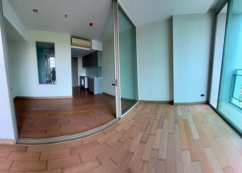 picture Condo for sale in Sriracha, very luxurious, in the heart of the city, Marina Bay Front, high floor, beautiful view. - 2/11