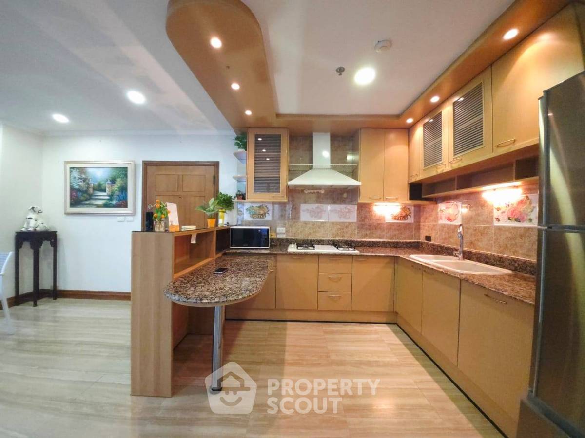 picture 3-BR Condo at Liberty Park 2 near ARL Makkasan (ID 2292594) - 6/20