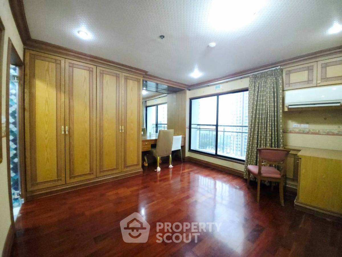 picture 3-BR Condo at Liberty Park 2 near ARL Makkasan (ID 2292594) - 13/20