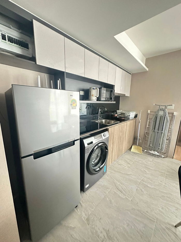 picture Code: KJ8658  for rent LLOYD Soonvijai - Thonglor // Line ID: @kjcondo (with @) // - 6/17