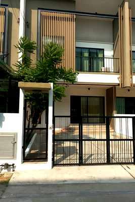 ทาวน์โฮมให้เช่า : 🏡 บ้านทาวน์โฮมให้เช่า ศรีราชา ชลบุรี (เลี้ยงสัตว์ได้) เหมาะทั้ง เช่าระยะสั้น / ระยะยาว หรือทำ Home Office