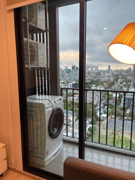 รูป Nue Noble Ratchada - Lat Phrao ห้องสวย ราคาดี สอบถามเพิ่มเติมได้ที่ Line @condorental - รูปที่ 8/12