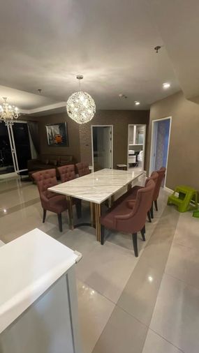 Newly Renovated Room | ทิศเหนือร่มตลอดวัน 3B3B พร้อมที่จอดรถ 2 คัน เฟอร์ครบพร้อมเข้าอยู่ 