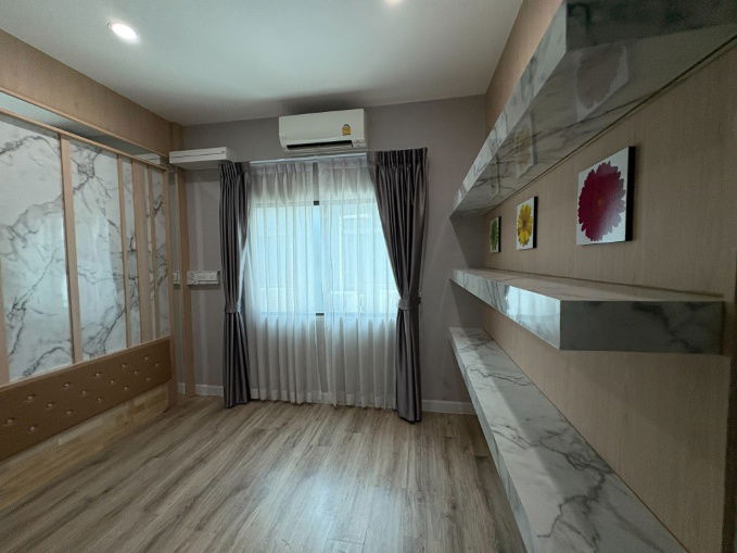 picture For Sale: Verve Rama 9 Townhome by SC Asset, 21 sq.w. (84 sq.m. land), 134 sq.m.  - 18/48