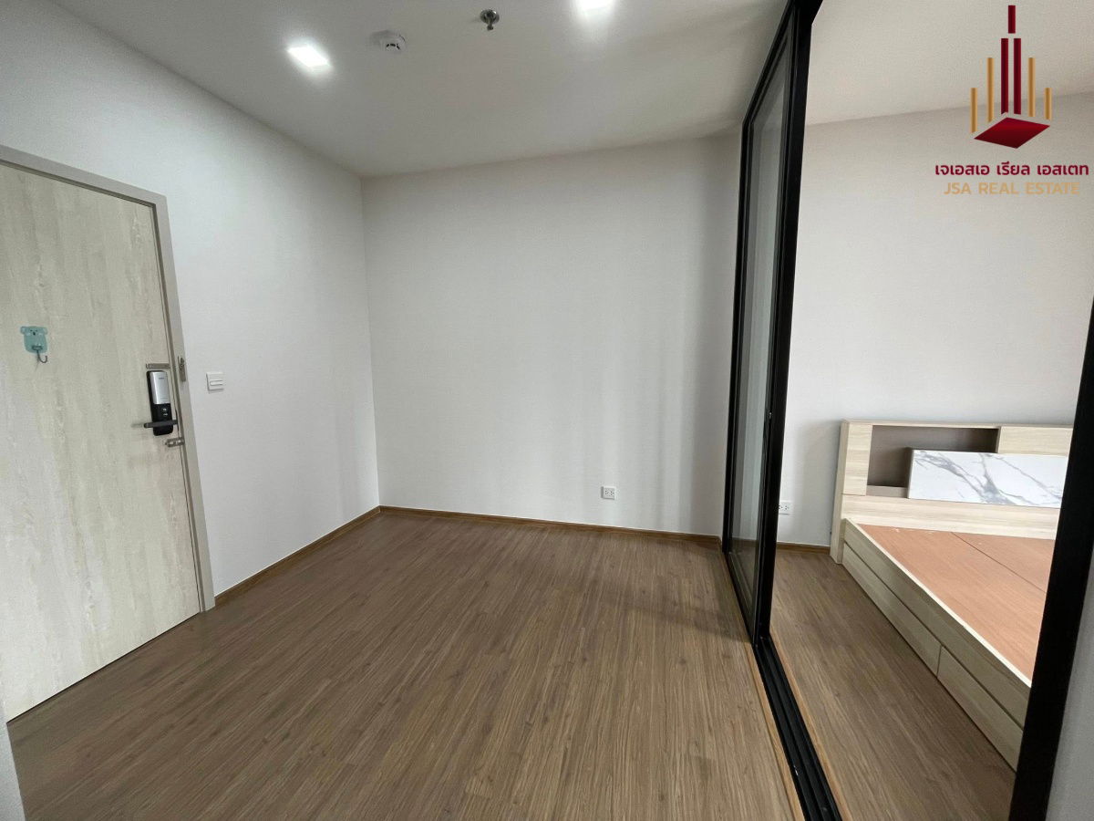 picture ✨ For Sale: Metris Rama 9 - Ramkhamhaeng Condo ✨ 💰 Only 3,350,000 THB - 2/7