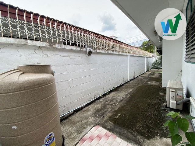 picture For Sale Detached House Soi Wachiratham Sathit 29 Sukhumvit 101/1 - 9/9