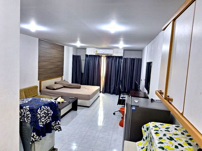 Condos for rent Major Hollywood Ramkhamhaeng : Condo for rent, opposite Bodindecha School, Bodin Sweet Home Condominium, 35 sq m., cheap, wide.