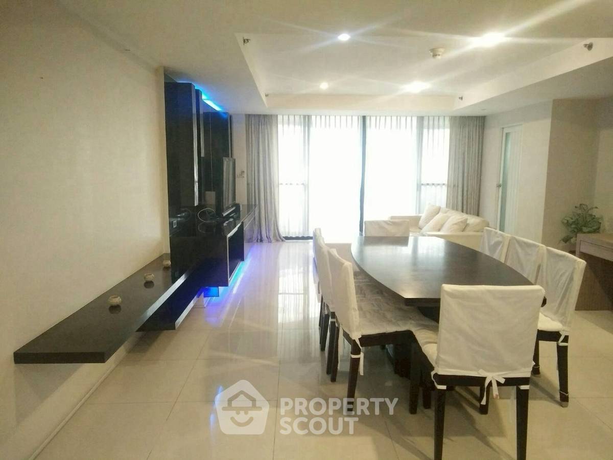 picture 1-BR Condo at Las Colinas near BTS Asok (ID 2301449) - 5/16