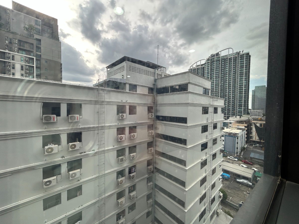 picture Condo For Rent XT Huai Khwang 1BR / 1BR   - 9/13