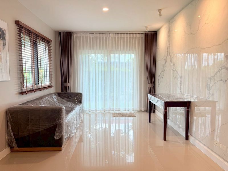 รูป บ้านเดี่ยว หลังมุม ลําลูกกา คลอง 5 เช่า 4ห้องนอน  3ห้องน้ำ - รูปที่ 6/10