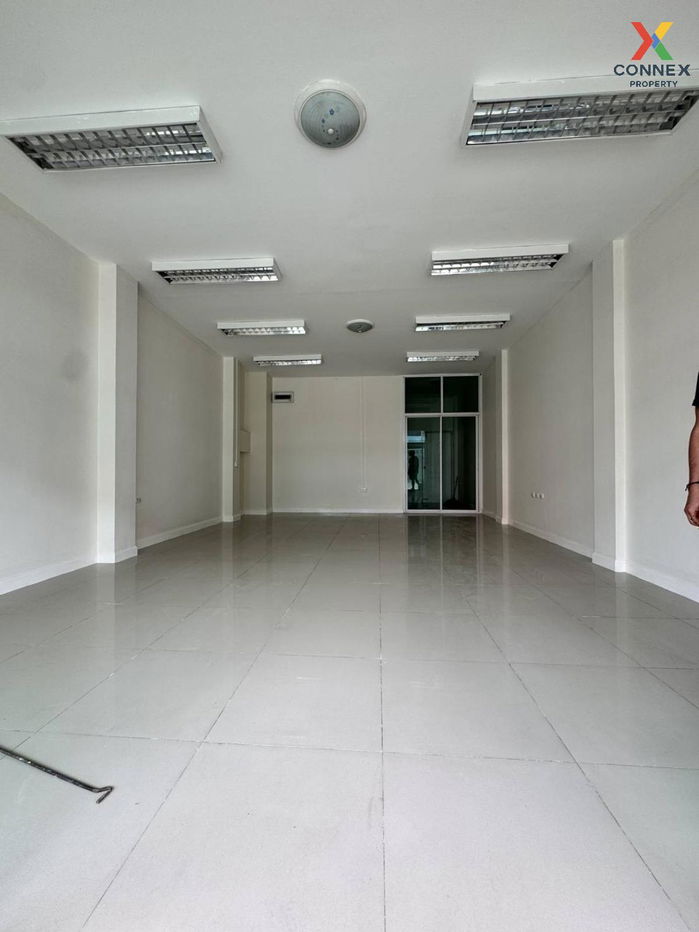 รูป ขายอาคารพาณิชย์  ไอลีฟ ทาวน์ ลำลูกกา – คลอง 3 ห้องมุม ลาดสวาย ลำลูกกา ปทุมธานี CX-130489 ✅ ทักไลน์ @connexproperty ตอบทันที ทีมงานมืออาชีพ ✅  - รูปที่ 2/7