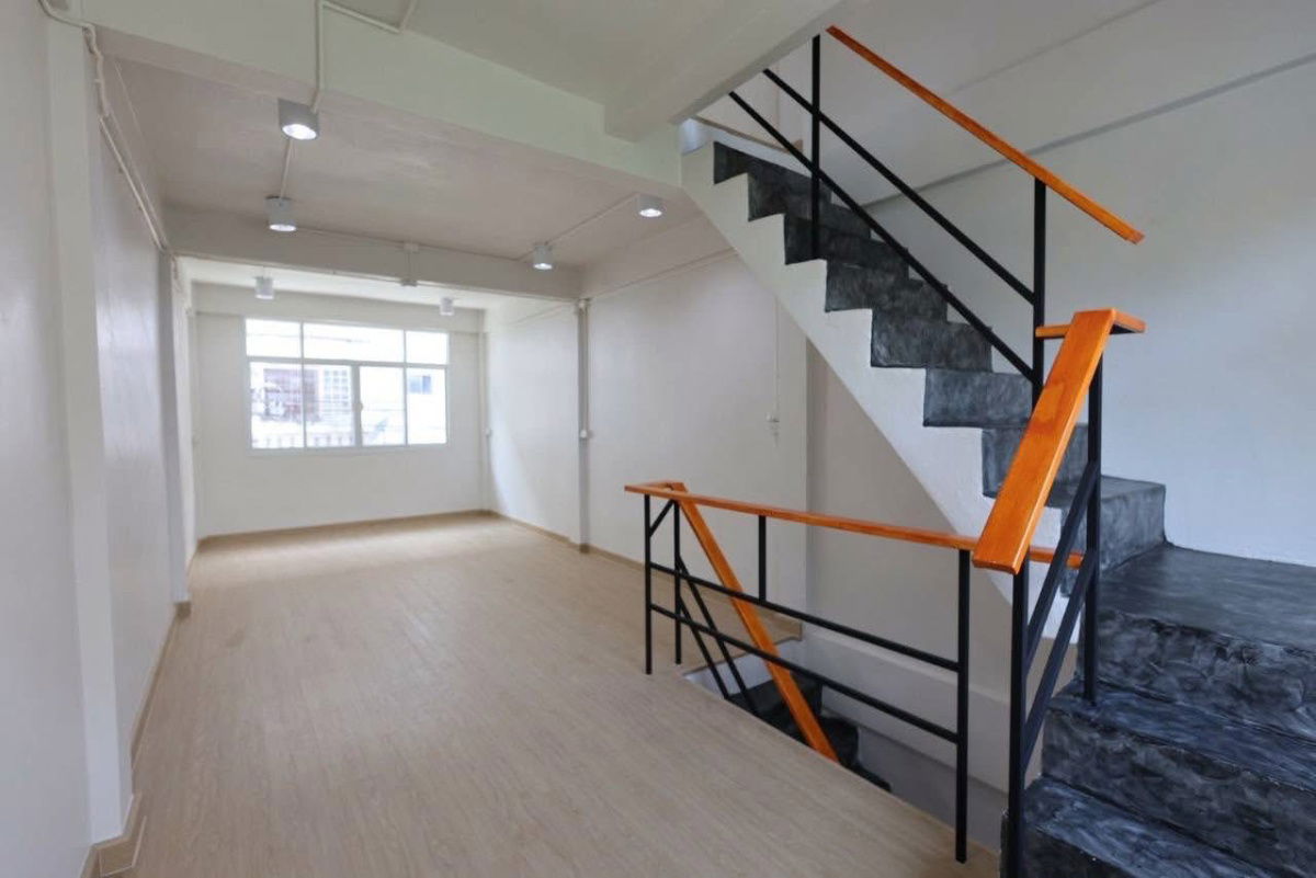 picture #R6227 🎉 080968 House for rent Soi Sathorn 11 - 12/19