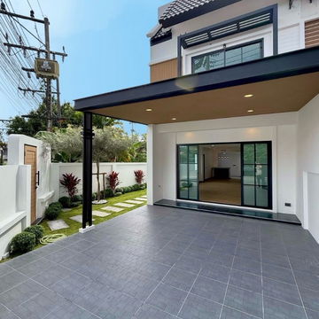 บ้านสวยแปลงมุม รีโนเวทใหม่ สไตล์โมเดิร์น หมู่บ้านสบายวิลเลจ กะทู้