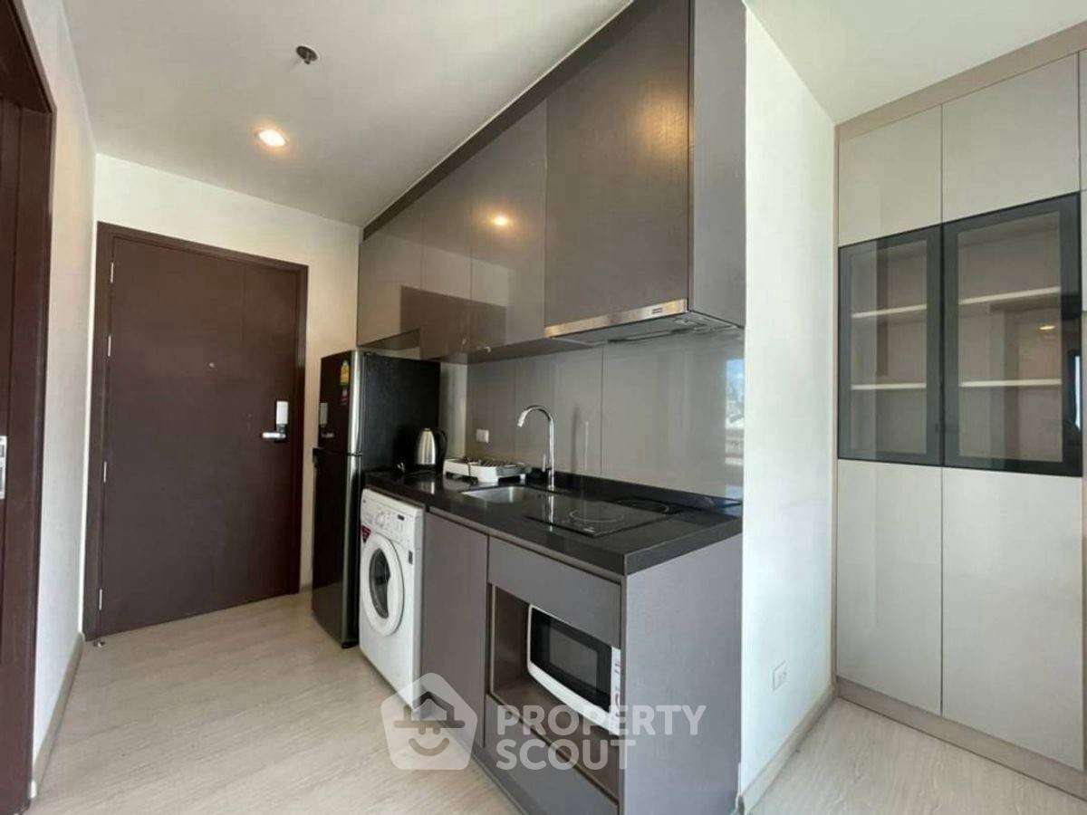 picture 2-BR Condo at Rhythm Asoke near MRT Phra Ram 9 (ID 2301457) - 11/17
