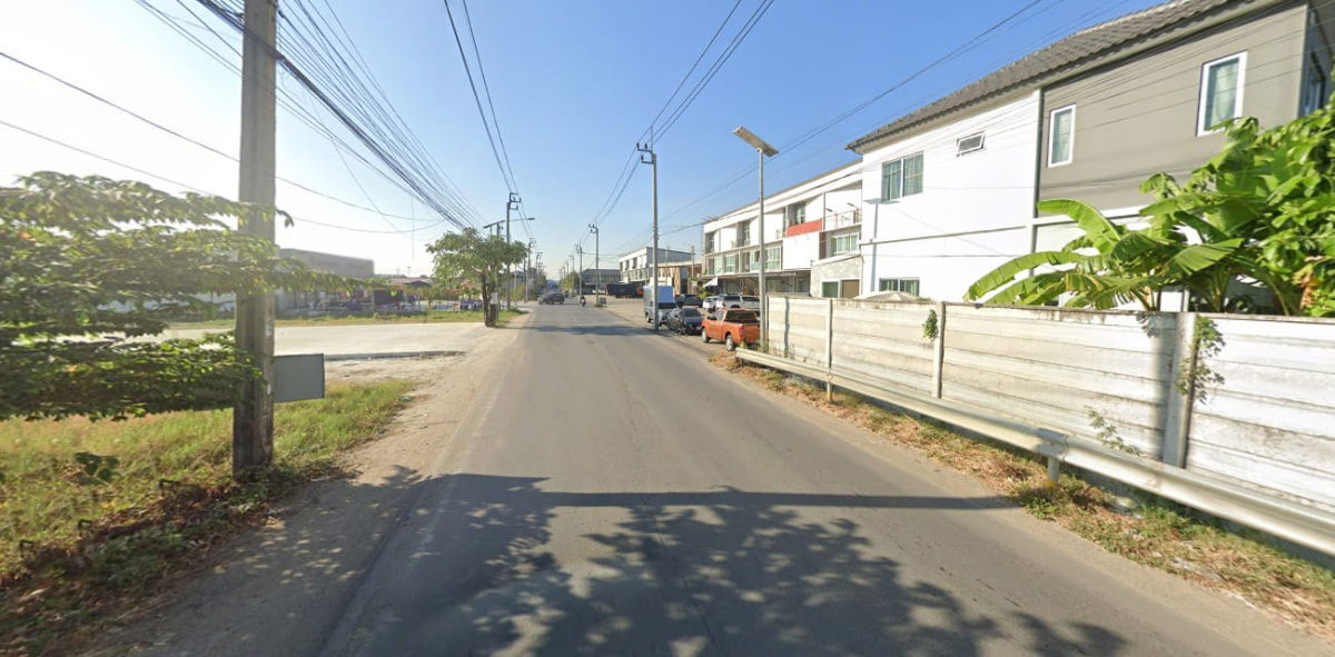 รูป ขายที่ดินเปล่า แปลงใหญ่ 5 ไร่ ทำเลหมู่บ้านจัดสรร ซอย พุฒลี  (แพรกษา) ! - รูปที่ 2/4