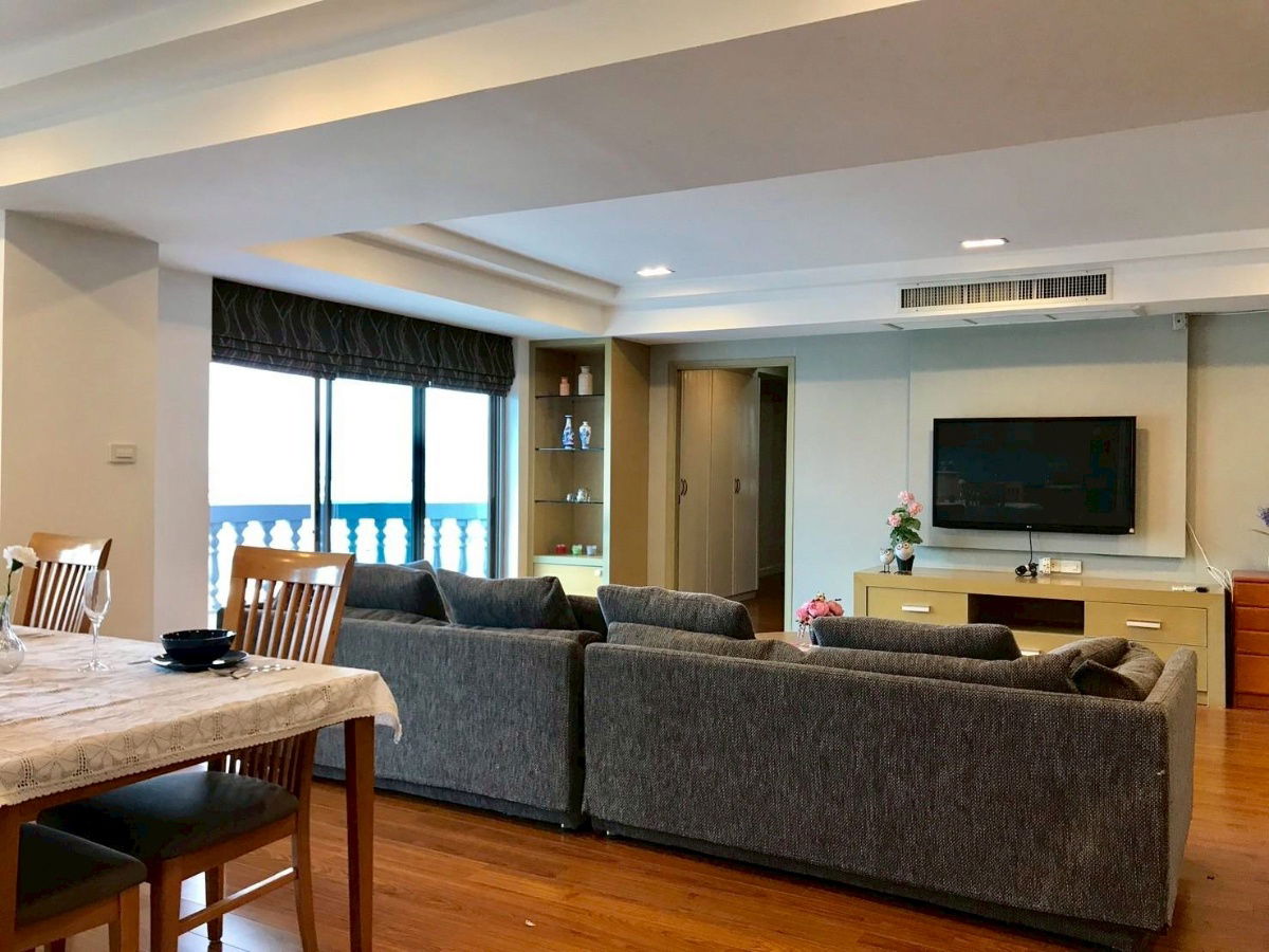 picture LTH13002 – Condo for rent at Royal Castle Sukhumvit 39 Size 160 sqm. 3 Beds 3 Baths Near BTS Phromphong ONLY 55K/Month - 9/14