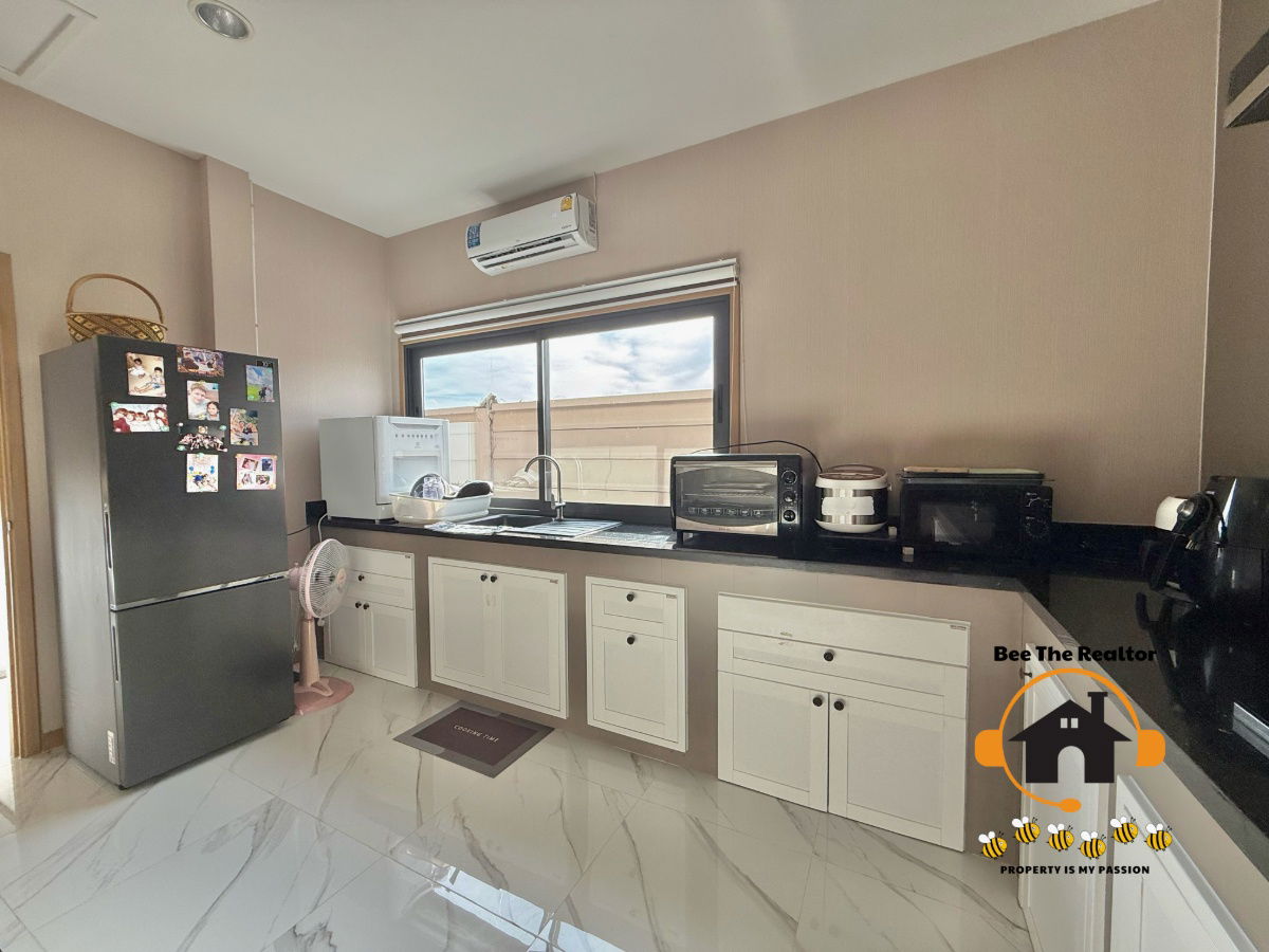 picture Luxury Pool Villa for Rent – Baan Pattaya 5 - 14/37