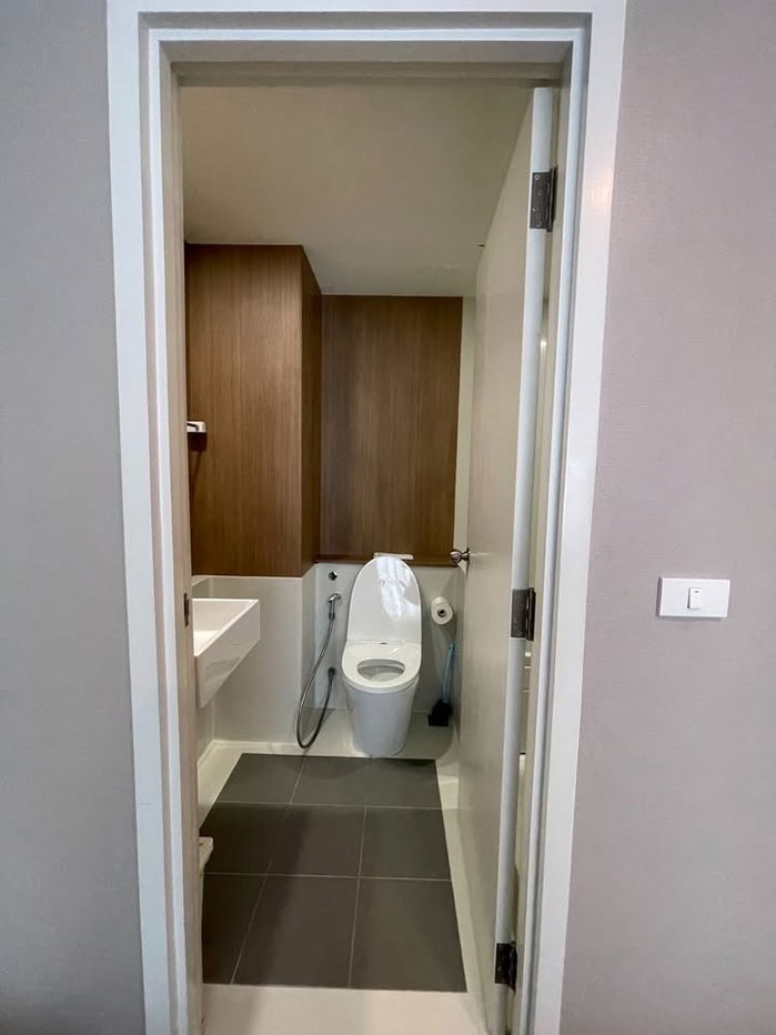 picture Condo for Rent at Blossom Condo @ Sathorn - Charoenrat (D6809015) - 10/13