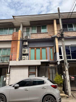ขายทาวน์โฮม3ชั้น สนามบินน้ำ ใกล้กองสลาก พร้อมเฟอร์บิวด์อิน พลัส พาร์ค อเวนิว ราคา 7.99 ล้านบาท