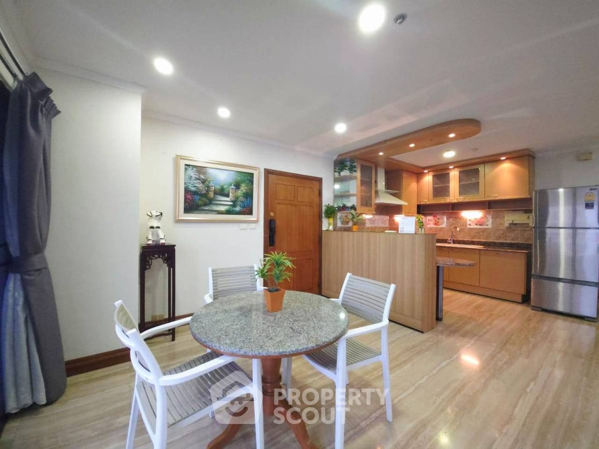 picture 3-BR Condo at Liberty Park 2 near ARL Makkasan (ID 2292594) - 1/20
