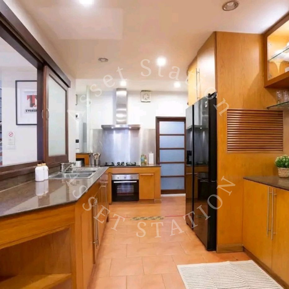 picture 📢 ✨Townhome near BTS Phrom Phong – Ready to move in, convenient transportation!🏡 - 8/15