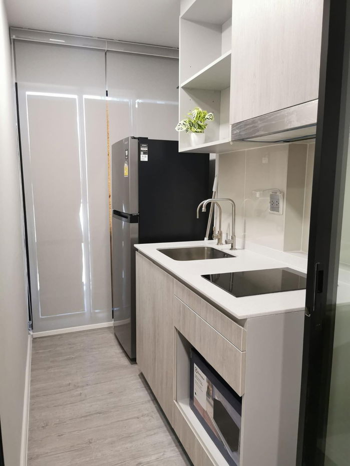 picture MRT Si iam 1.3 km. Shuttle service to BTS Bangna & BTS Si iam Price  11,500 Baht Condo Atmoz Tropicana Bangna ( Rental ) - 6/13
