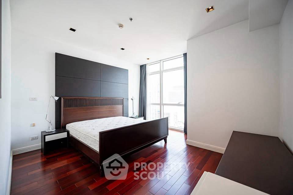 picture 2-BR Condo at Athenee Residence near BTS Phloen Chit (ID 2300702) - 14/19