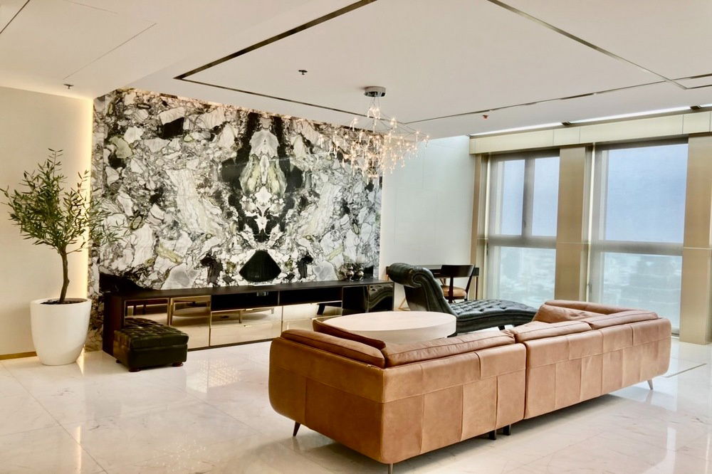 picture For Rent ! high floor49+, City view, Private Lift, South Facing! Code C20221209439..Noble Ploenchit, 2 bed, 3 bath Duplex, furnished, ready to move in - 3/8
