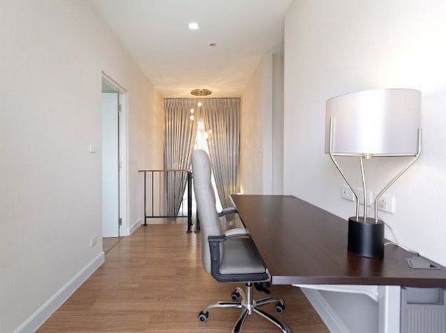 picture FOR RENT  HOUSE PROPERTY  90000 BAHT per MONTH - 5/8