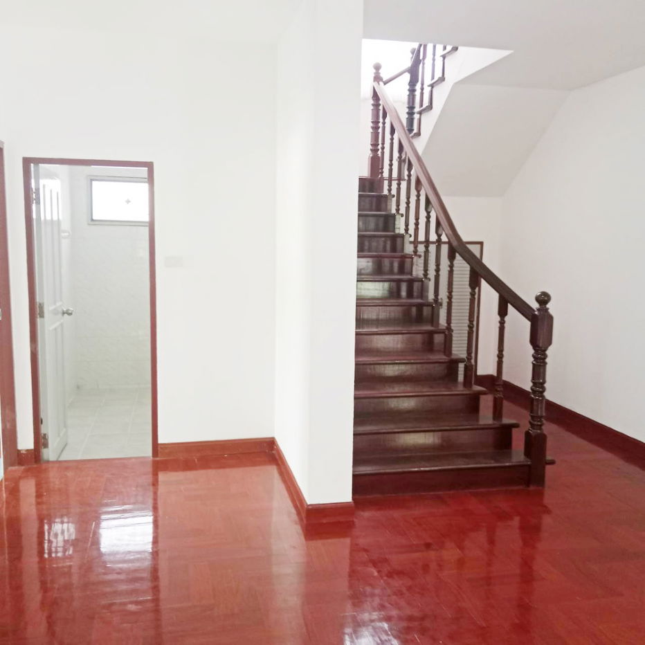 รูป ขายด่วนบ้านเดี่ยว 2 ชั้น หมู่บ้าน อมรเพลส รามคำแหง 167/1 เขตสะพานสูง กทม. - รูปที่ 11/37