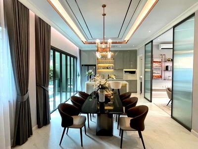 Houses for rent Sukhumvit Road : For rent Lavista Prestige Village Ekkamai 10 4 Bedroom 2 Multipurpose Rooms Private Elevator
