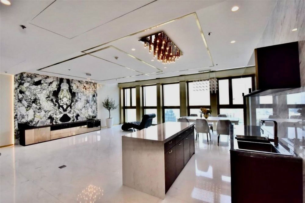 picture For Rent ! high floor49+, City view, Private Lift, South Facing! Code C20221209439..Noble Ploenchit, 2 bed, 3 bath Duplex, furnished, ready to move in - 5/8