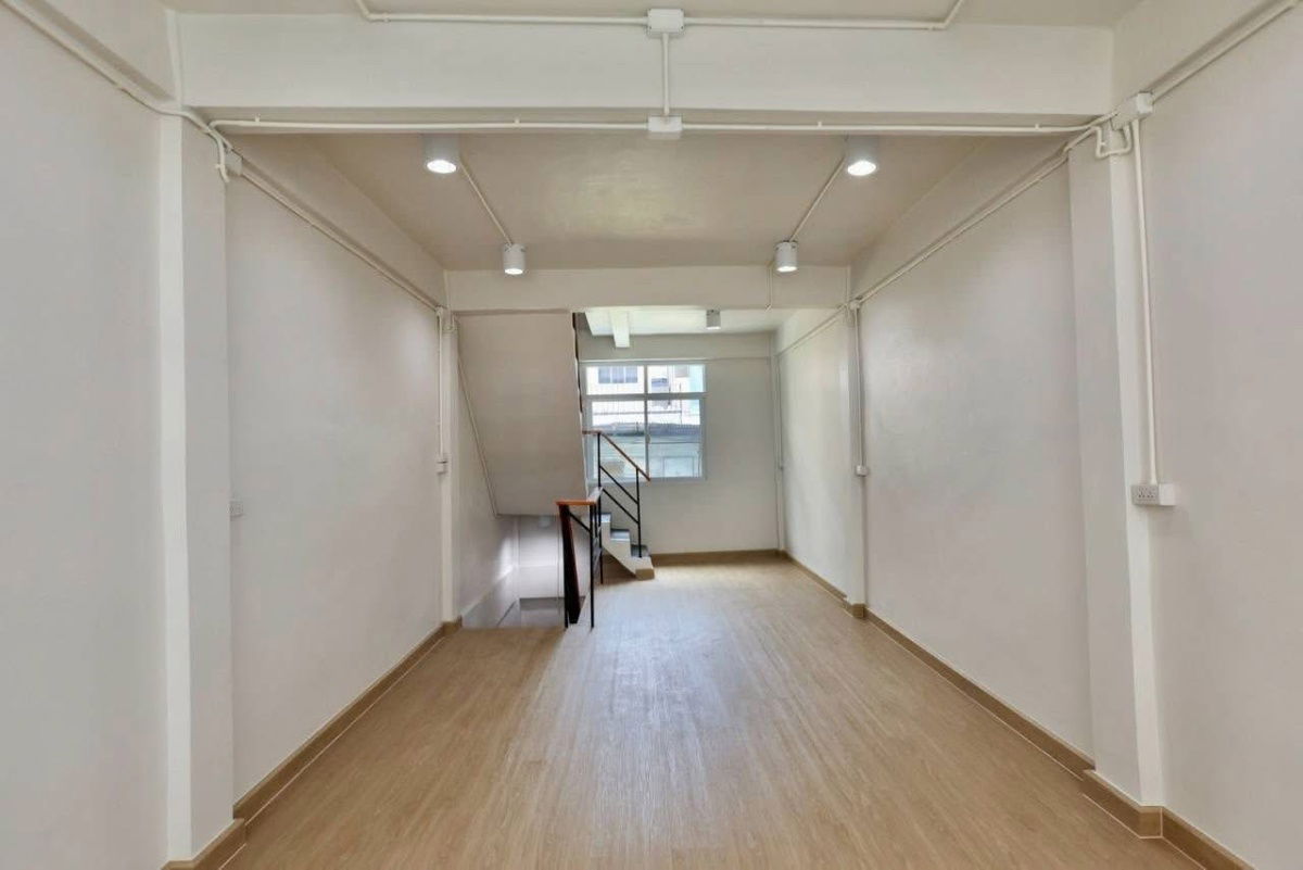 picture #R6227 🎉 080968 House for rent Soi Sathorn 11 - 16/19