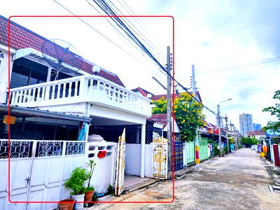 Townhouses for rent Lat Pla Khao Road : MRT BangSue TaoPoon 1.7km. Saphan 99 intersection 3bed 2-story townhouse 26 sq.wa