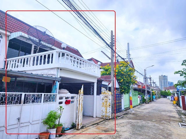 picture MRT BangSue TaoPoon 1.7km. Saphan 99 intersection 3bed 2-story townhouse 26 sq.wa - 1/8