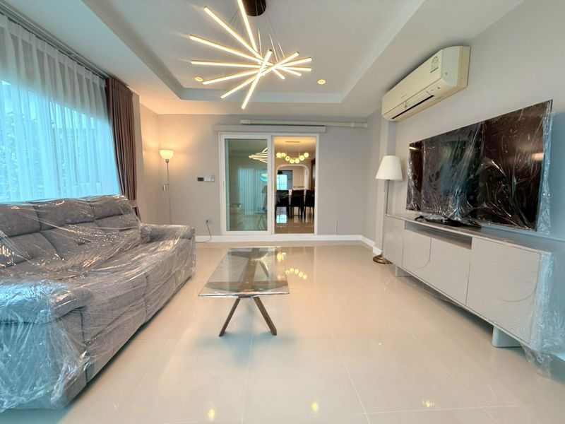 รูป บ้านเดี่ยว หลังมุม ลําลูกกา คลอง 5 เช่า 4ห้องนอน  3ห้องน้ำ - รูปที่ 3/10