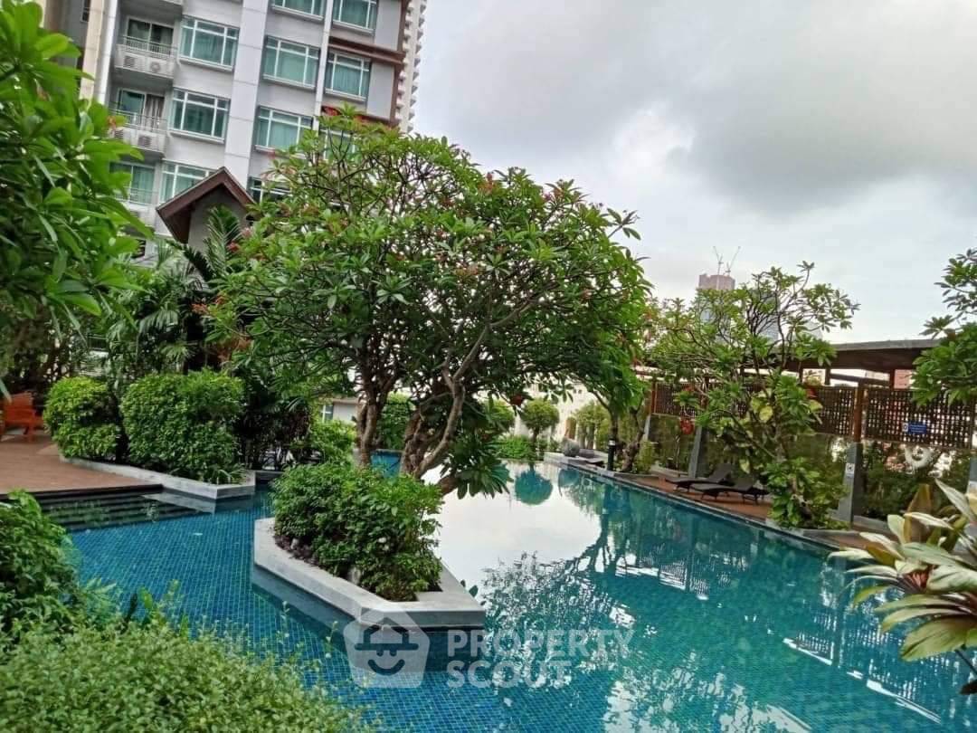 picture 1-BR Condo at Circle Condominium near MRT Phetchaburi (ID 1956217) - 8/10