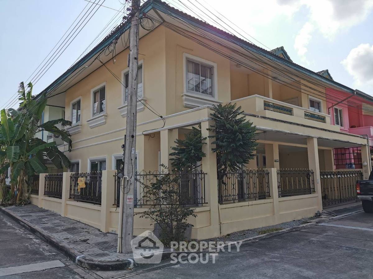 รูป ทาวน์เฮาท์ 4-ห้องนอน ที่ บ้านสวนสุวัฒนา ใกล้ พัทยาตะวันออก (ID 2300941) - รูปที่ 1/6