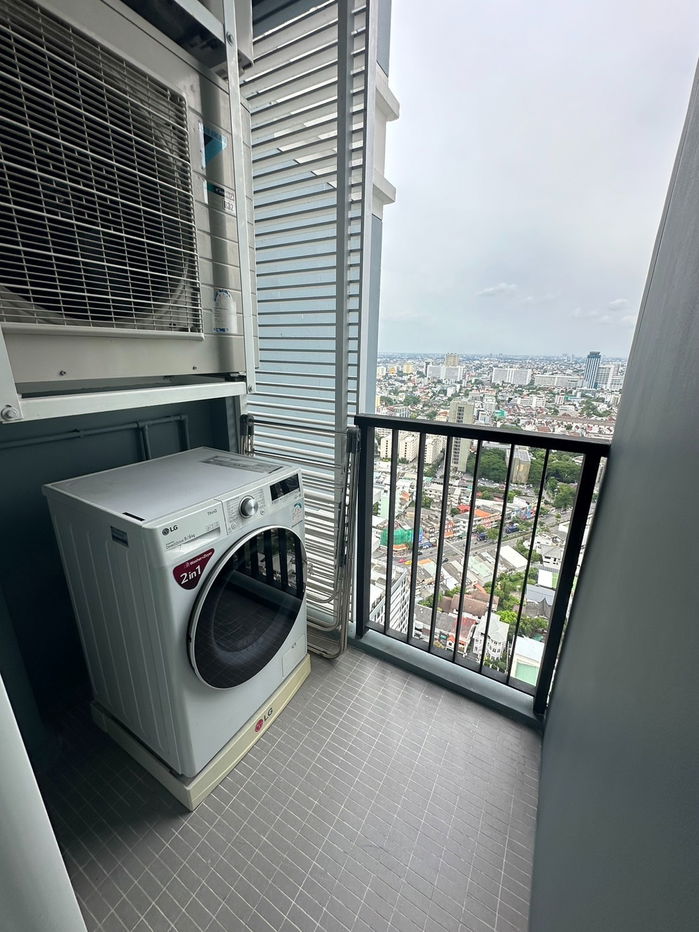 picture ✨#OL2306_222✨ #Ready to move in immediately, rent for only 1️⃣5️⃣K.🔥🔥 📚 Near the university, easy to travel. 𝐓𝐡𝐞 𝐒𝐚𝐢𝐧𝐭 𝐑𝐞𝐬𝐢𝐝𝐞𝐧𝐜𝐞𝐬 - 14/15