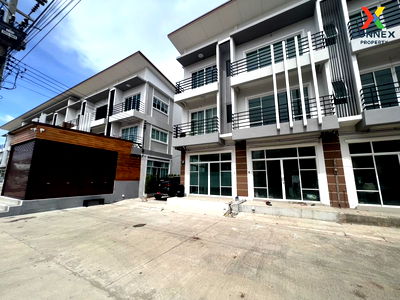 เช่าโฮมออฟฟิศ กระทรวงพาณิชย์ นนทบุรี : เช่าอาคารพาณิชย์  เดอะ มิราเคิล พลัส เศรษฐกิจ - คลองครุ ชั้นสูง หน้ากว้าง ท่าทราย เมืองสมุทรสาคร สมุทรสาคร CX-130460 ✅ ทักไลน์ @connexproperty ตอบทันที ทีมงานมืออาชีพ ✅ 