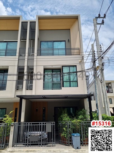For sale with tenant, 3-storey townhouse, The Canvas Sukhumvit-Samrong, near Imperial Samrong