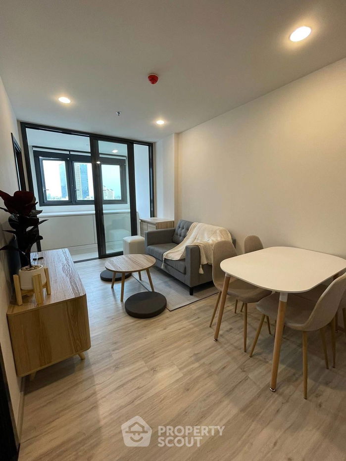picture 1-BR Condo at XT Huaikhwang near MRT Huai Khwang (ID 2299728) - 1/17