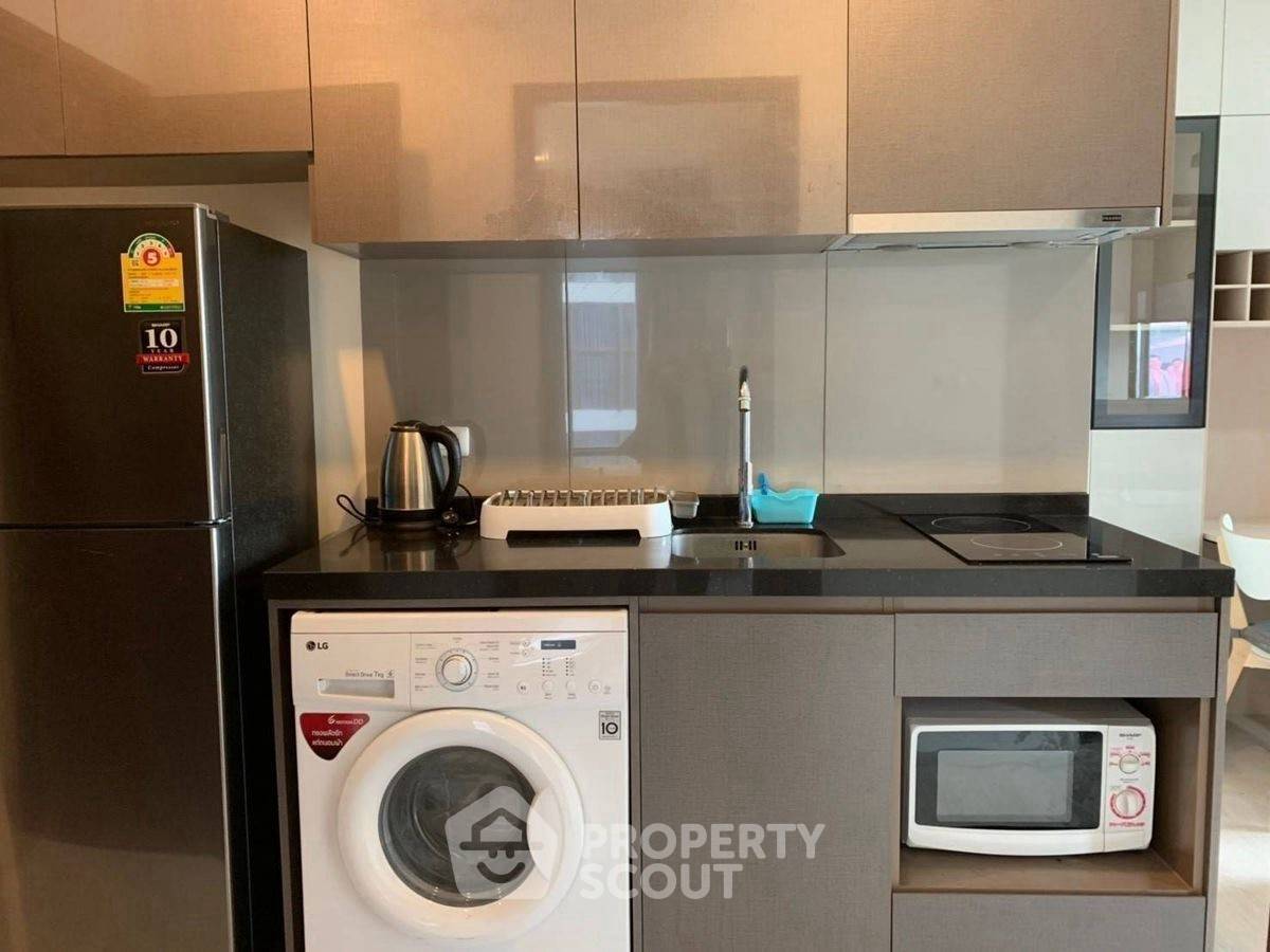 picture 2-BR Condo at Rhythm Asoke near MRT Phra Ram 9 (ID 2301457) - 6/17