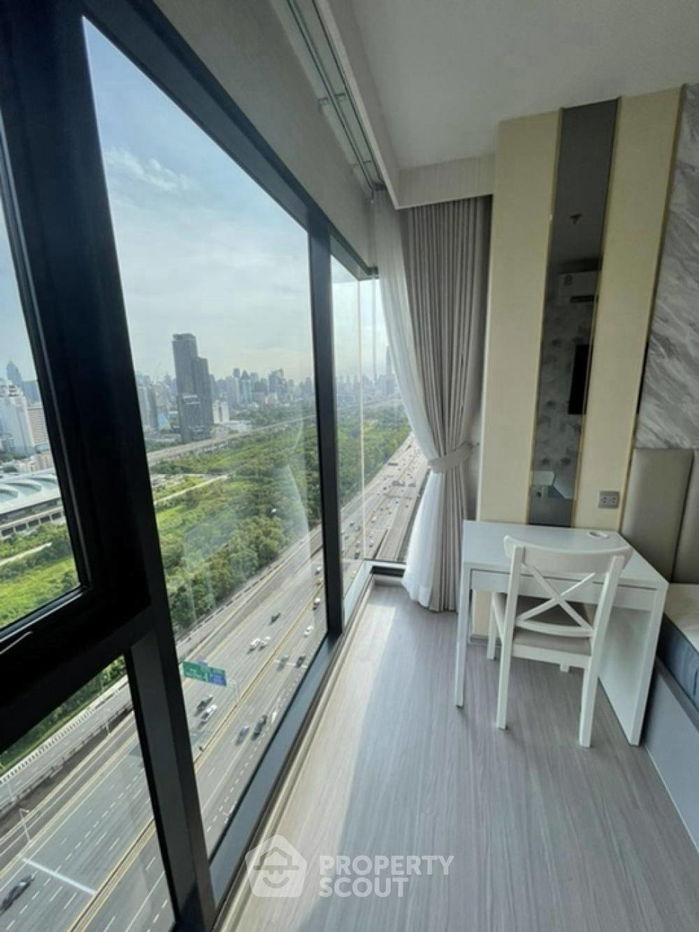 picture 2-BR Condo at Life Asoke Hype near ARL Makkasan (ID 2301453) - 8/12