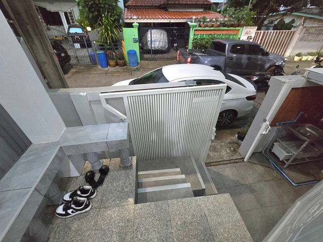 picture FOR RENT  TOWNHOUSE PROPERTY  8500 BAHT per MONTH - 2/8