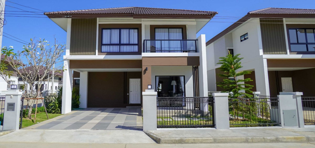 รูป 🏡 𝐊𝐚𝐫𝐧𝐤𝐚𝐧𝐨𝐤 𝐕𝐢𝐥𝐥𝐞 𝟐𝟑 บ้านเดี่ยวหลังใหญ่โซนสันกำแพงสายใหม่ เข้าสู่ใจกลางเมืองเพียง 15 นาที - รูปที่ 1/4