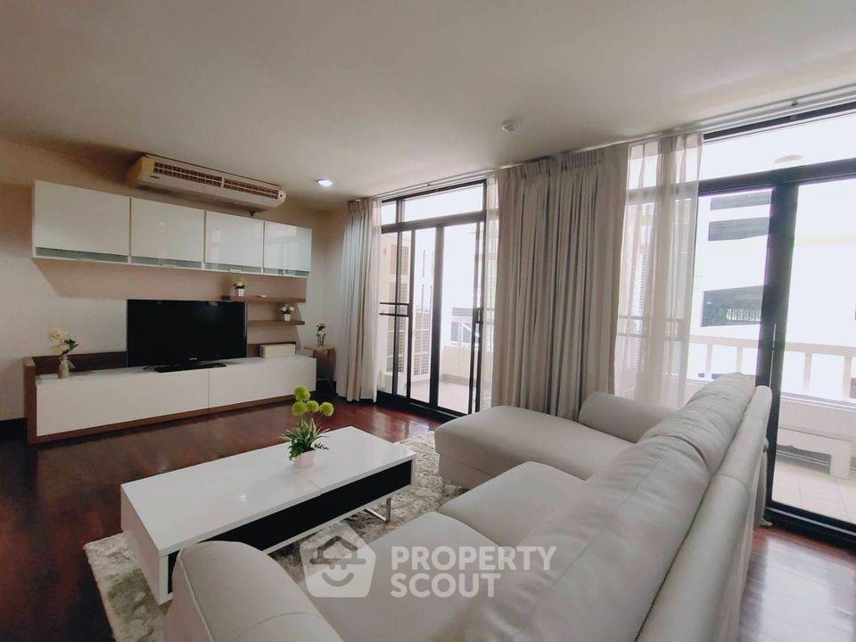 รูป คอนโด 3-ห้องนอน ที่ บ้านจันทร์ คอนโดมิเนียม ใกล้ BTS อโศก (ID 890064) - รูปที่ 1/18