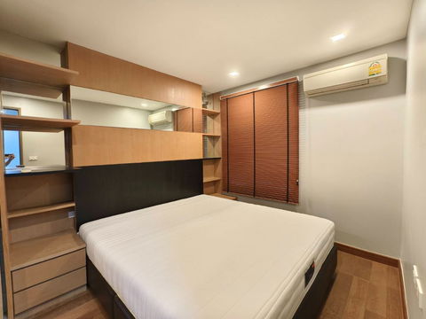  Condo for rent :   Mirage Sukhumvit 27 (( BTS Asoke  )) MK-02  line @livingbkk